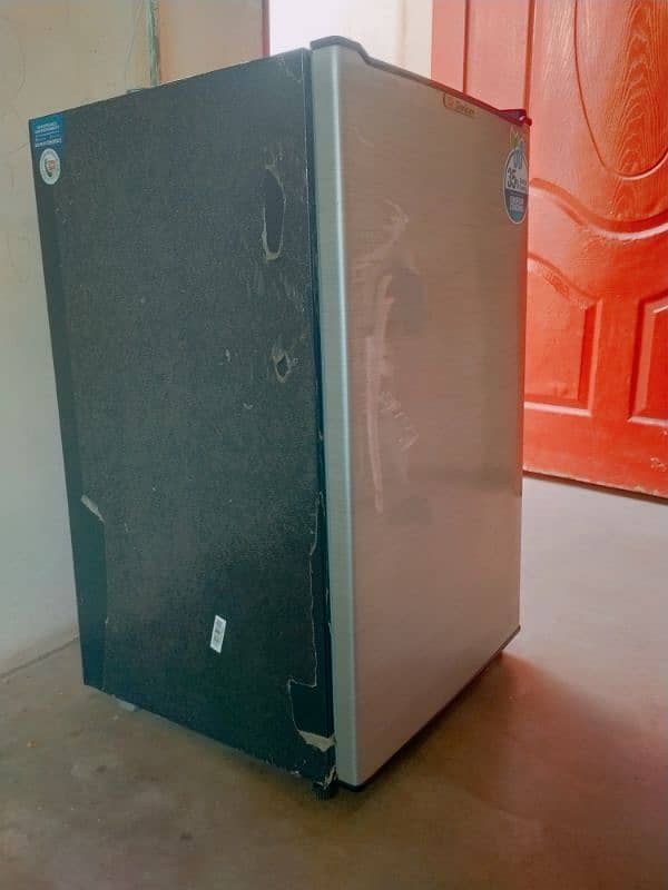 Dawlance Refrigerator 9101-R 11