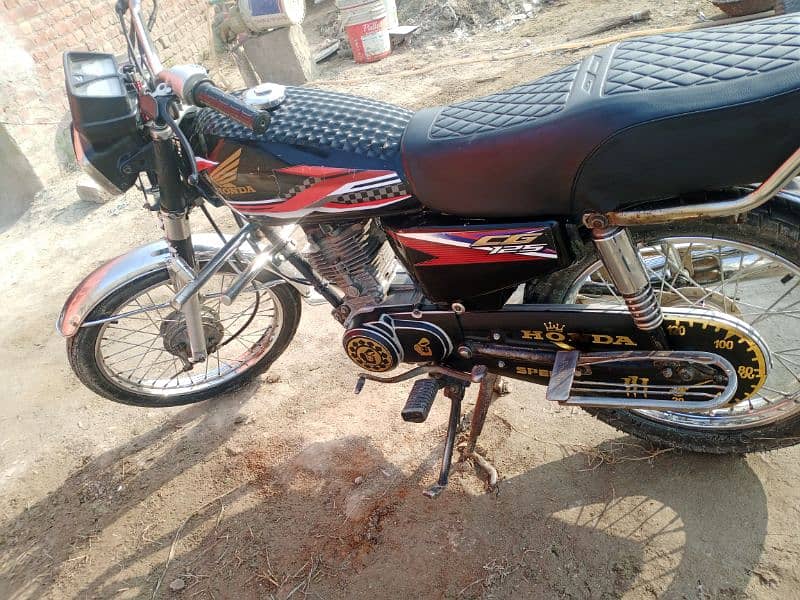 Honda 125 new condition 2