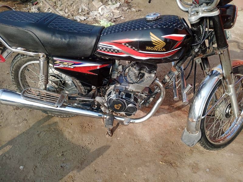 Honda 125 new condition 3