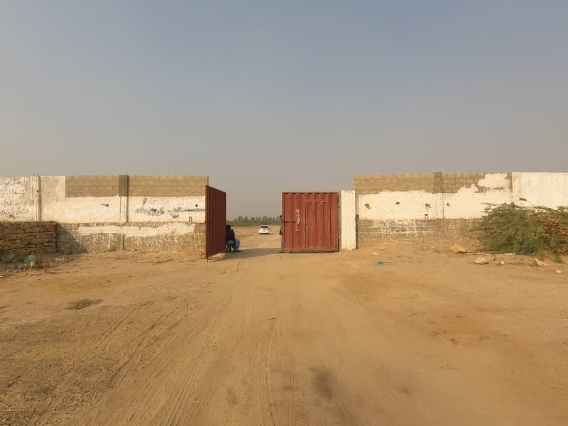 Prime Location 120 Square Yards Residential Plot In Only Rs. 4000000 5