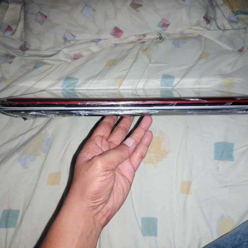 LAPTOP I5 -3rd Gen __ Untouch only Run 3 hrs ___ bulkul new condition 4