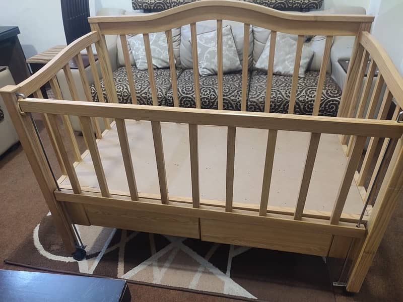 Baby Cot /  Baby Bed / Jhoola 2