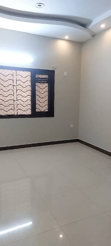 Prime Location 1850 Square Feet Spacious Flat Is Available In Tipu Sultan Road For sale 3