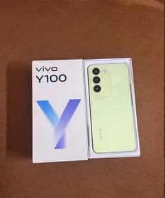 vivo y100 Ram 8gb memory 128gb full lush conditions 11 month waranty