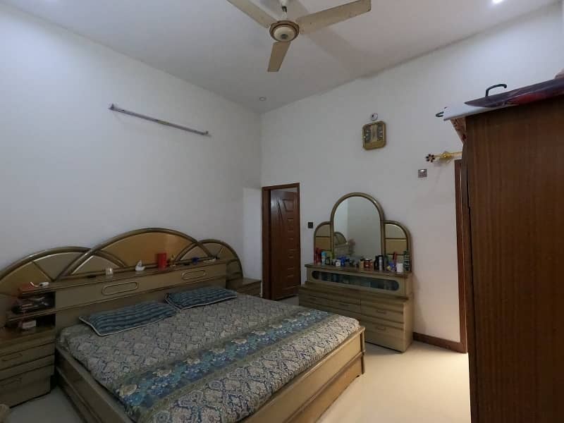 Fair-Priced Prime Location 200 Square Yards House Available In Model Colony - Malir 10