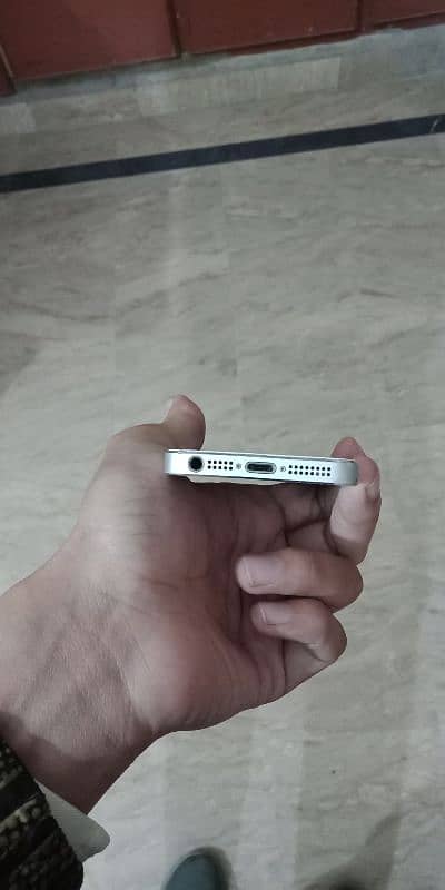 iPhone 5s Non-Pta 3