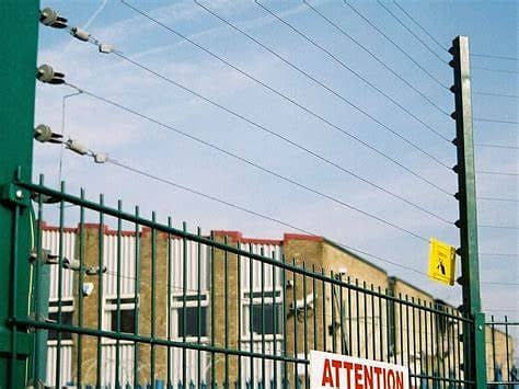 Electric fence / home security fence / wire fence / fence 5