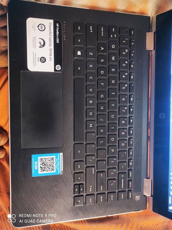 Hp i5 8th Gen Touch 8gb 256 ssd 5