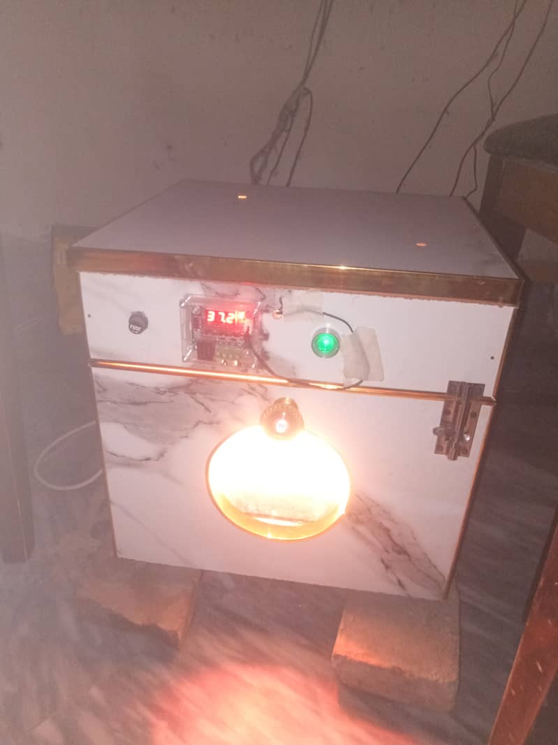 Egg incubator machine 0