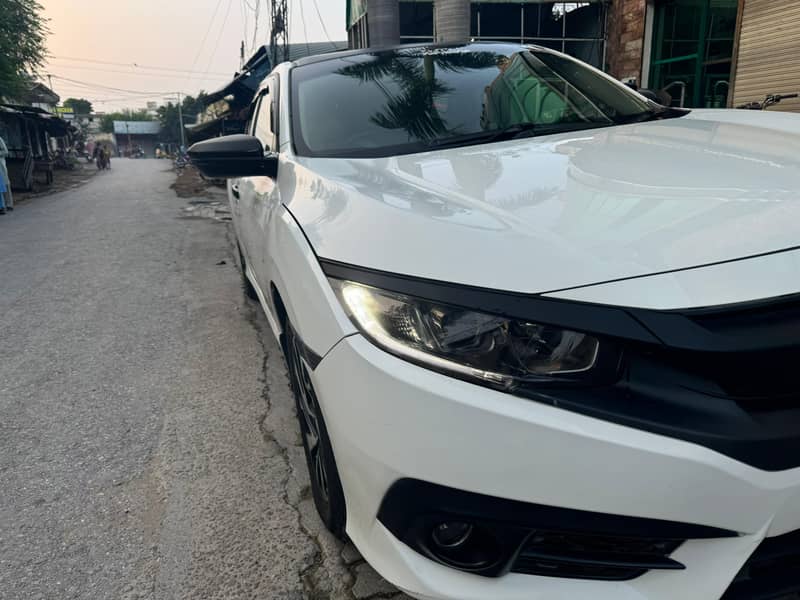 Honda Civic 1.8 i-VTEC CVT 2018 Model 0