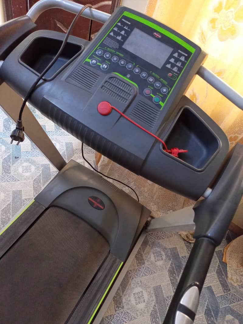 Powerful & Compact Treadmill for Sale 2