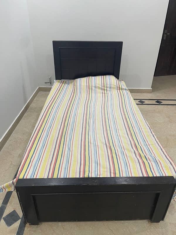 used single bed, good quality 1