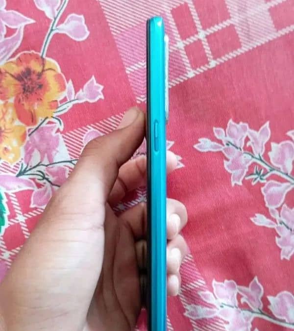 Urgent Realme 5i mobile for sale with box or charger 5