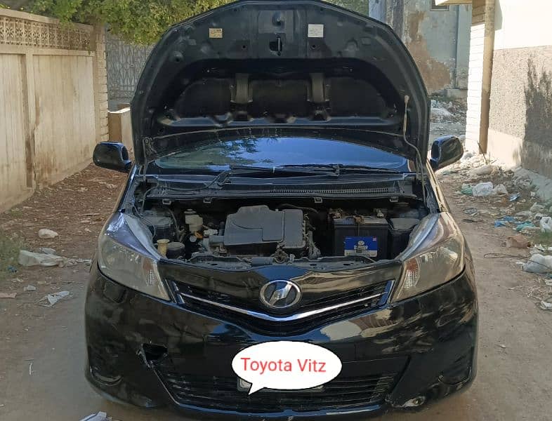 Toyota Vitz 2011 Jwela Package push start full option 8