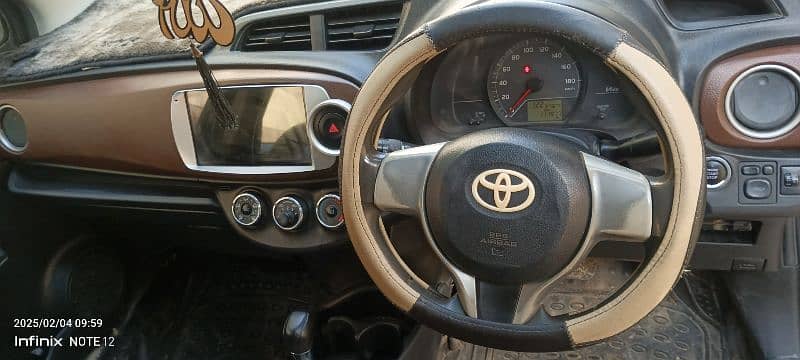 Toyota Vitz 2011 Jwela Package push start full option 13