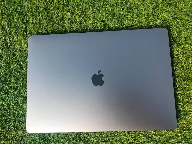 MacBook pro 2019(16inch)core i7 16gb/512gb 2