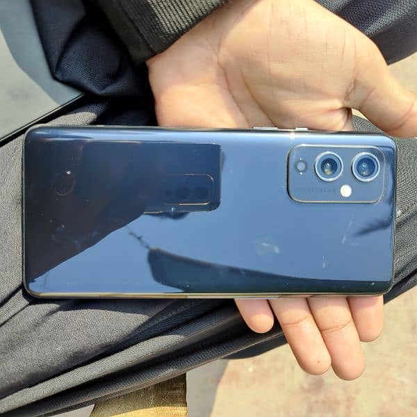 OnePlus 9 12/256 Minar line  42k 0