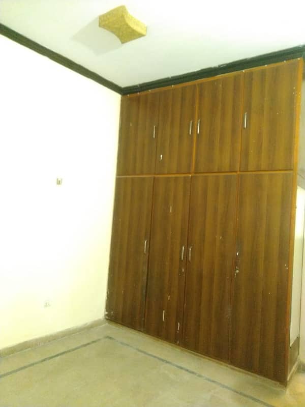 TOO MUCH Near 3.5 Mrla with Suigas facility Along Drying room and 3 Bedroom+ 3 washroom 2 kitchen, small car Giraj 6