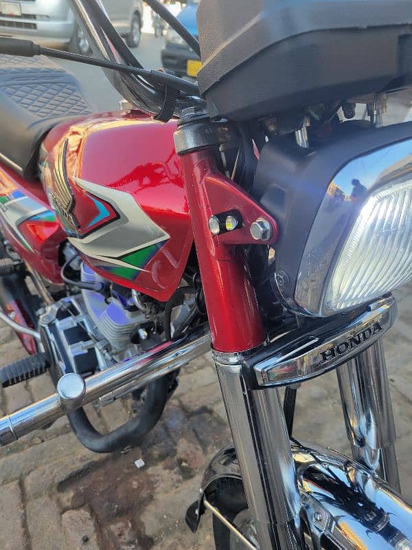 Honda 125CC 7