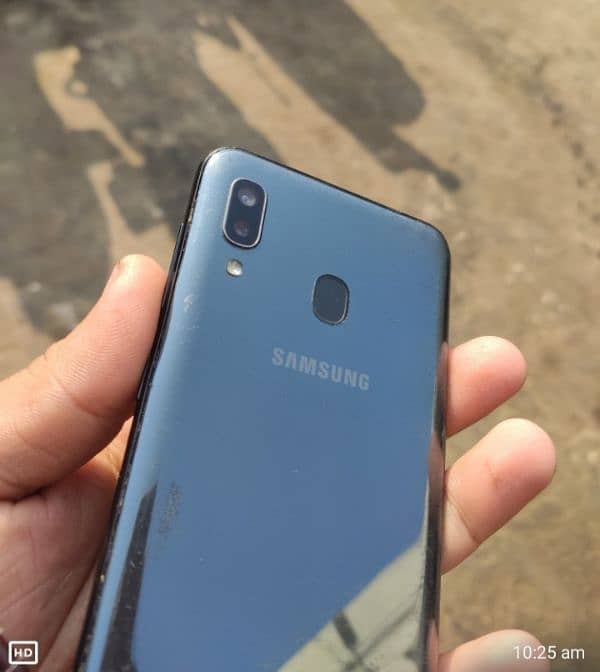 Samsung galaxy a20 4gb 32gb all ok ha 0