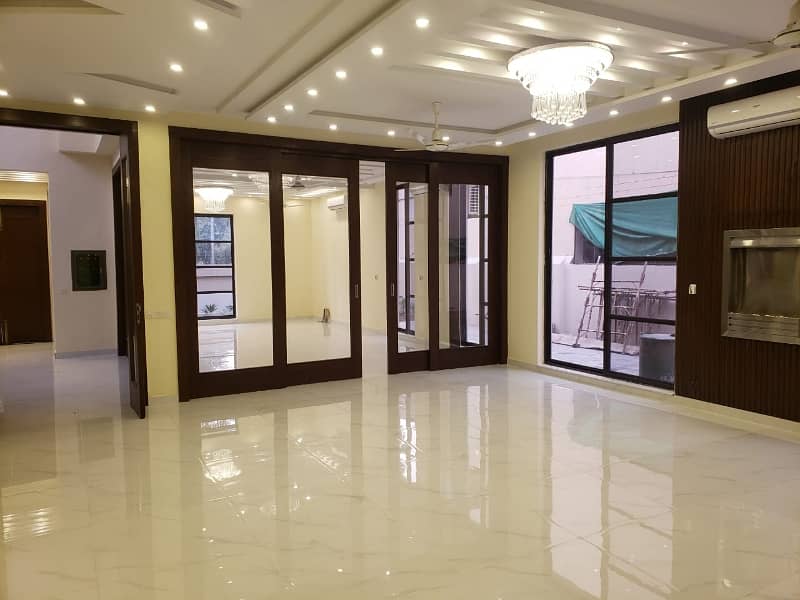 Commercial House Office One Kanal For Rent Gulberg 12