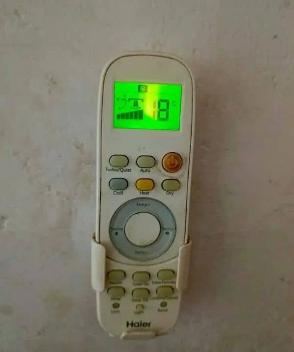 Hair 1.5 inverter ac for sale fresh condition 3