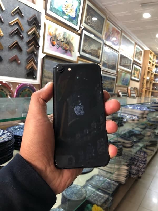 Iphone SE 2 pta approved 128gb 0