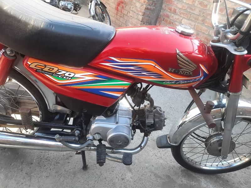 Honda CD 70 2020 6