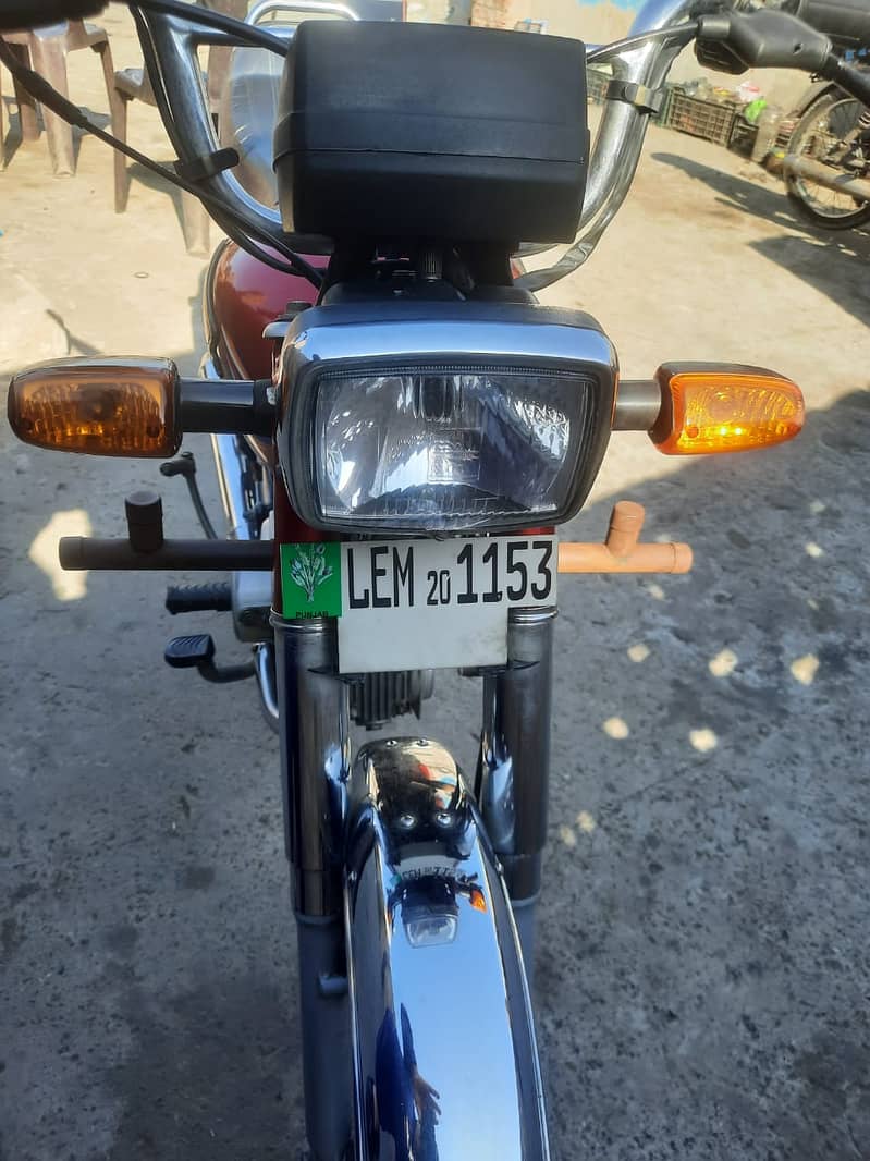 Honda CD 70 2020 8