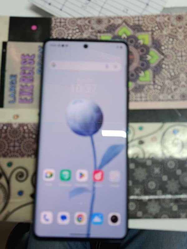 Vivo v30 12/256 0