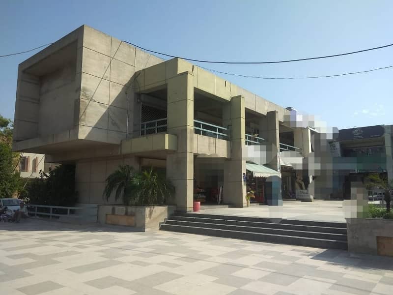 Shop 600 Square Feet For sale In Divine Gardens 7