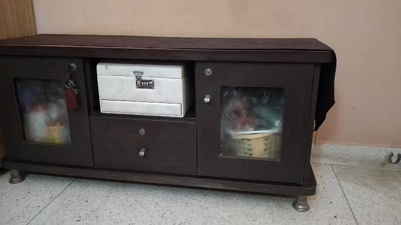 TV Unit best almost new best condition 1