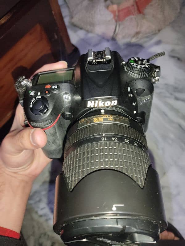 Nikon D7200 with complete accessories 7