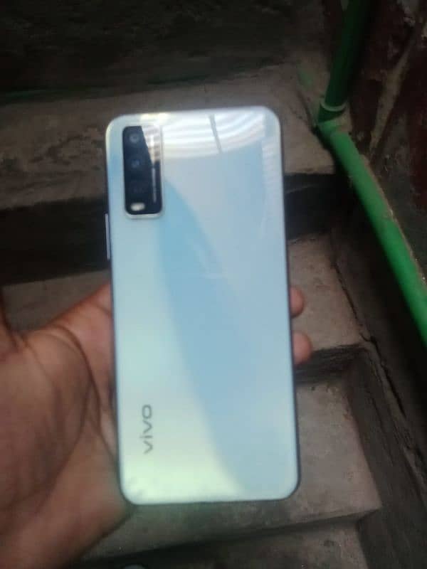 Vivo y20 2