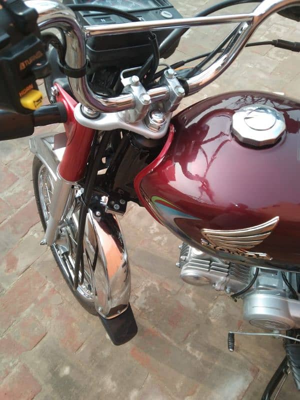 Honda CD 70 for sale in new condition 1