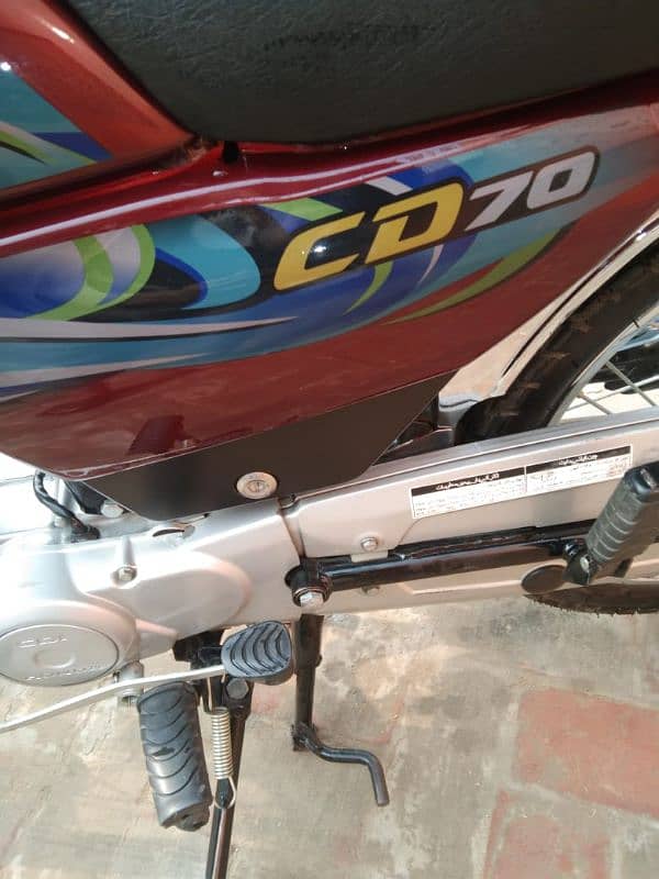 Honda CD 70 for sale in new condition 4