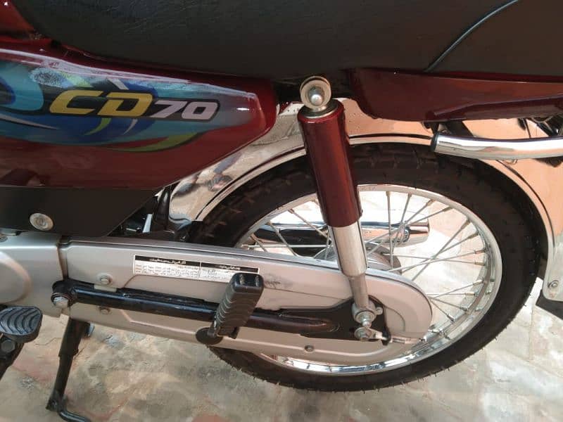 Honda CD 70 for sale in new condition 6