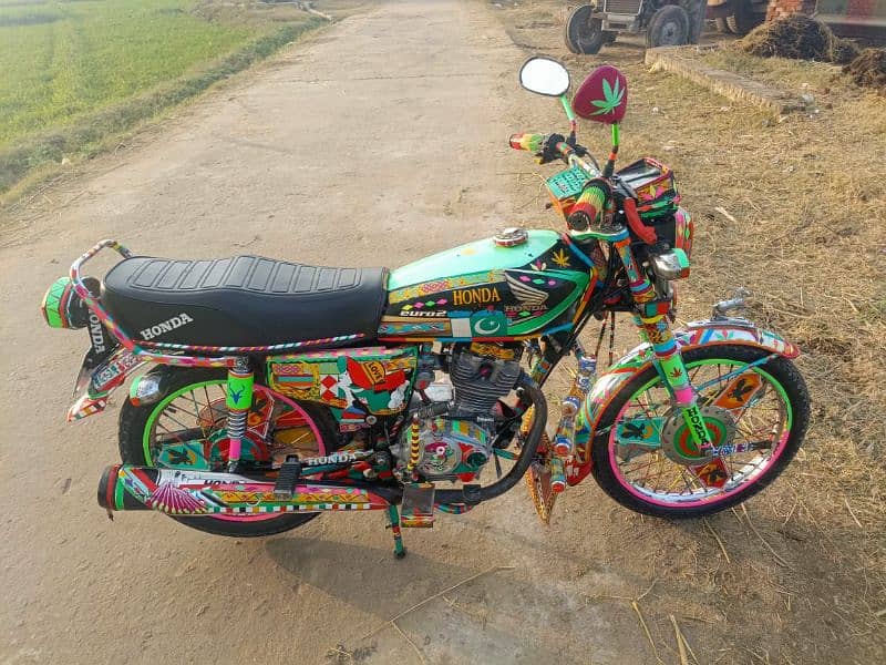 Honda bike CG 125 model 2013 for sale 03,, 25,, 43,, 67,, 8,, 83 1