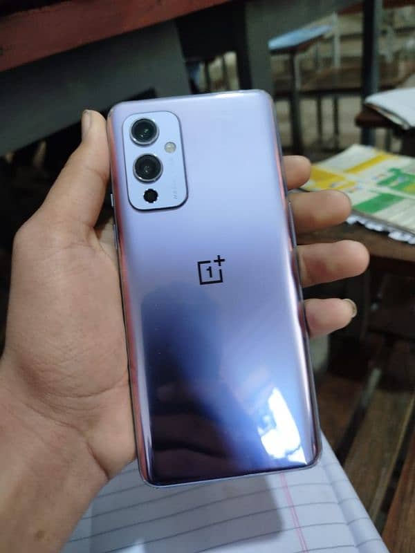 OnePlus 9 12/256 1