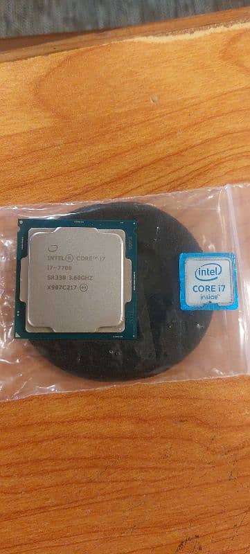 Intel Core i7-7700 7th Generation 0