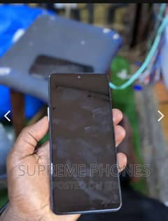 Aquos zero basic 5g(6'64)(pannel damage)