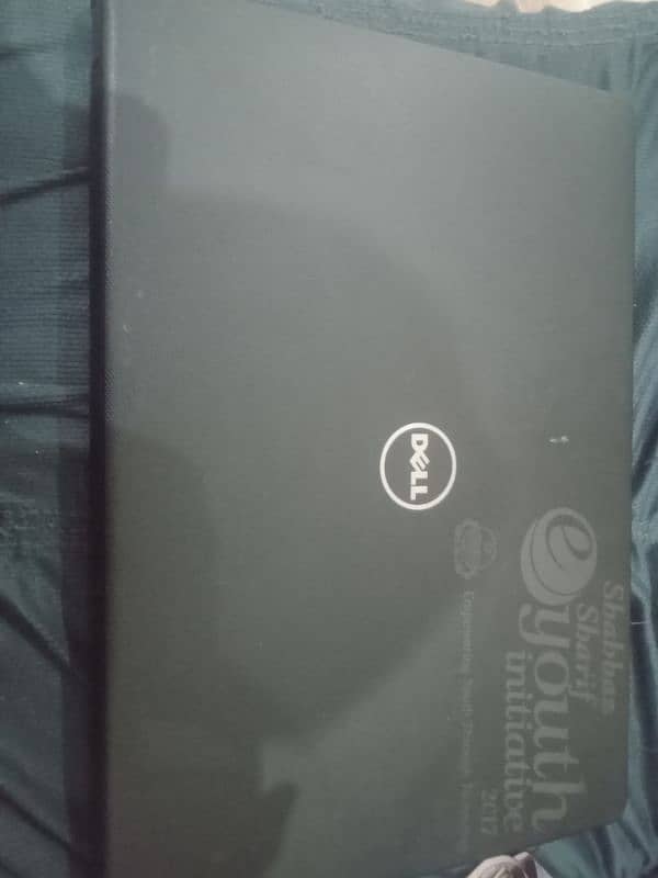 Laptop Core i7  7th generation 4