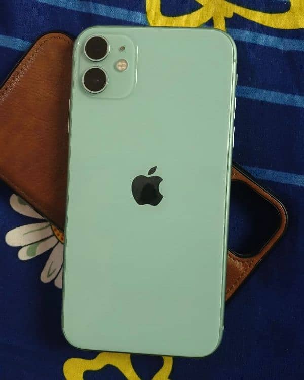 apple iPhone 11 128 GB PTA approved full box 0332/6085/838/ 1