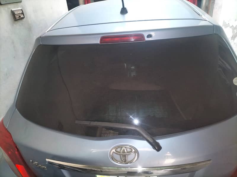 Toyota Vitz 2011 Registerd 2015 12