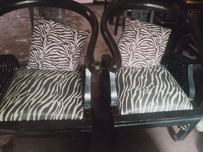 Room decorating chairs (pair) 0