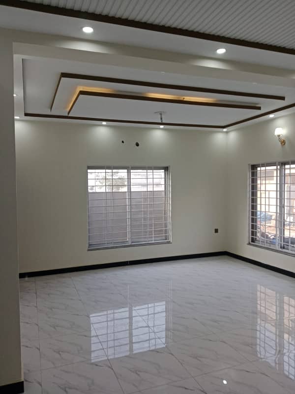 5 Marla Corner House For Sale In Platinum Block Near Main Boulevard And Park In Park View City Lahore 0