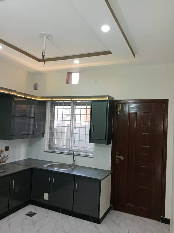 5 Marla Corner House For Sale In Platinum Block Near Main Boulevard And Park In Park View City Lahore 34