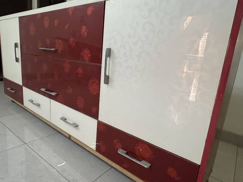 Acrylic Wardrobe move able for sale 4