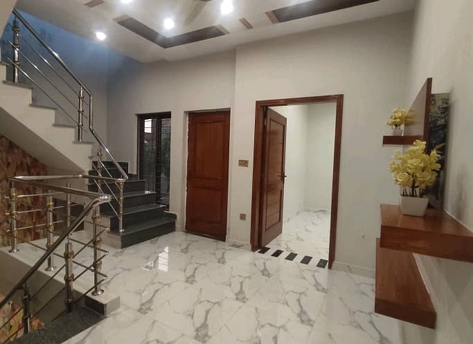 House Of 10 Marla For rent In Bahria Town - Sector E 5