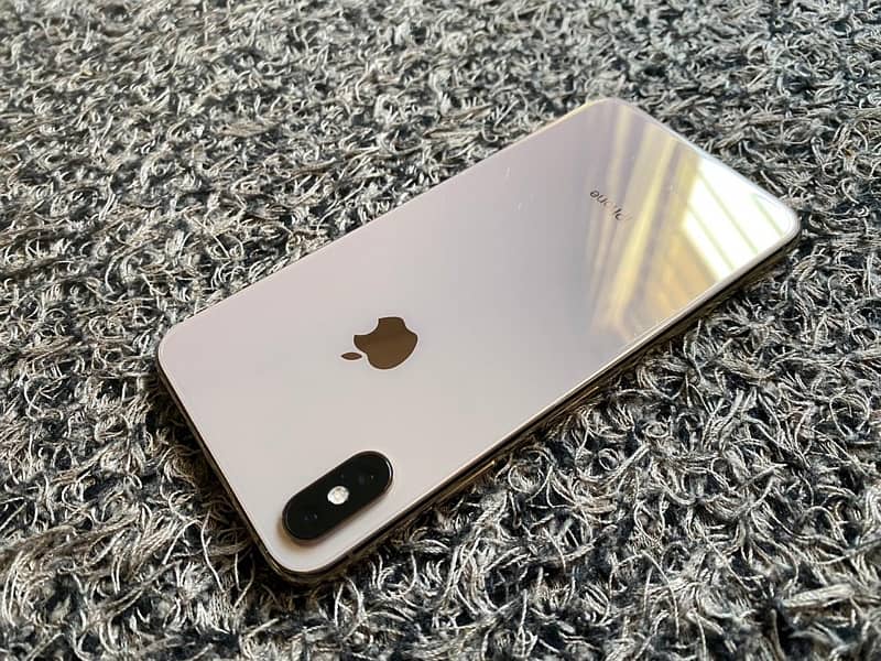 Apple iPhone XS MAX 256gb Golden Non PTA E-Sim Time Available 3